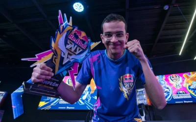 Santiago Parra ganador de la final de nacional de Red Bull Solo Q