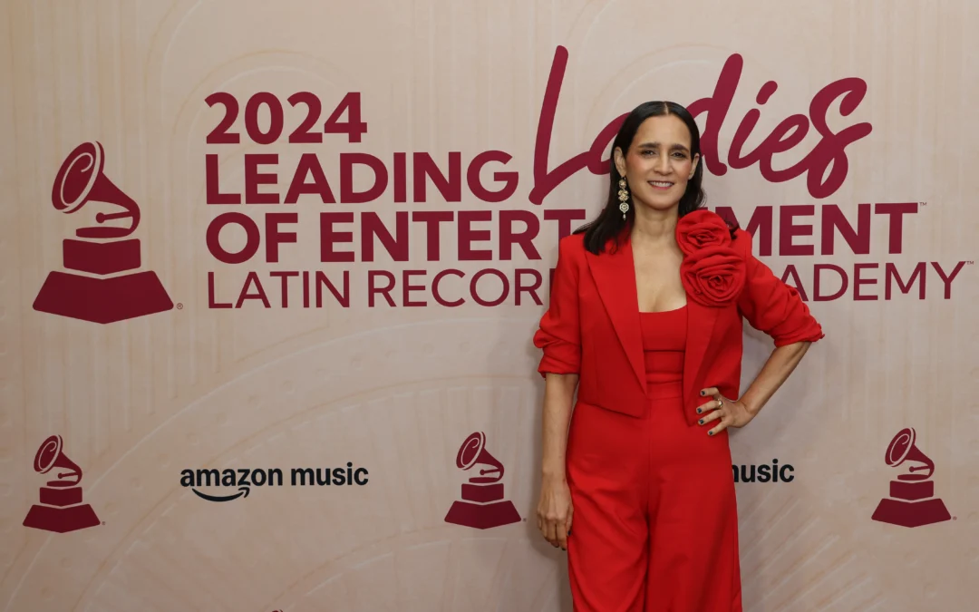 Julieta Venegas, Leading Lady of Entertainment: Una inspiración para las nuevas voces