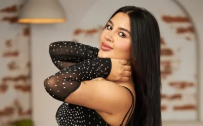 Angie Dorado pone a bailar al país con su nueva cumbia «Sola con mi soledad»