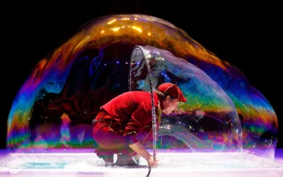 DESDE ESPAÑA LLEGA DE BURBRUJA EN BURBUJA, DESDE ESPAÑA UN MUNDO DE FANTASIA A BASE DE BURBUJAS DE JABÓN, AGOSTO 2 JORGE E GAITÁN ÚNICA PRESENTACIÓN HOY SE ABRE LA PREVENTA