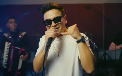 “Amantes”: la nueva historia de amor imposible de Julián Ávila