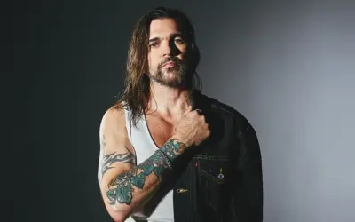 Juanes vuelve a reencontrarse con Colombia en un recorrido por las canciones que marcaron generaciones